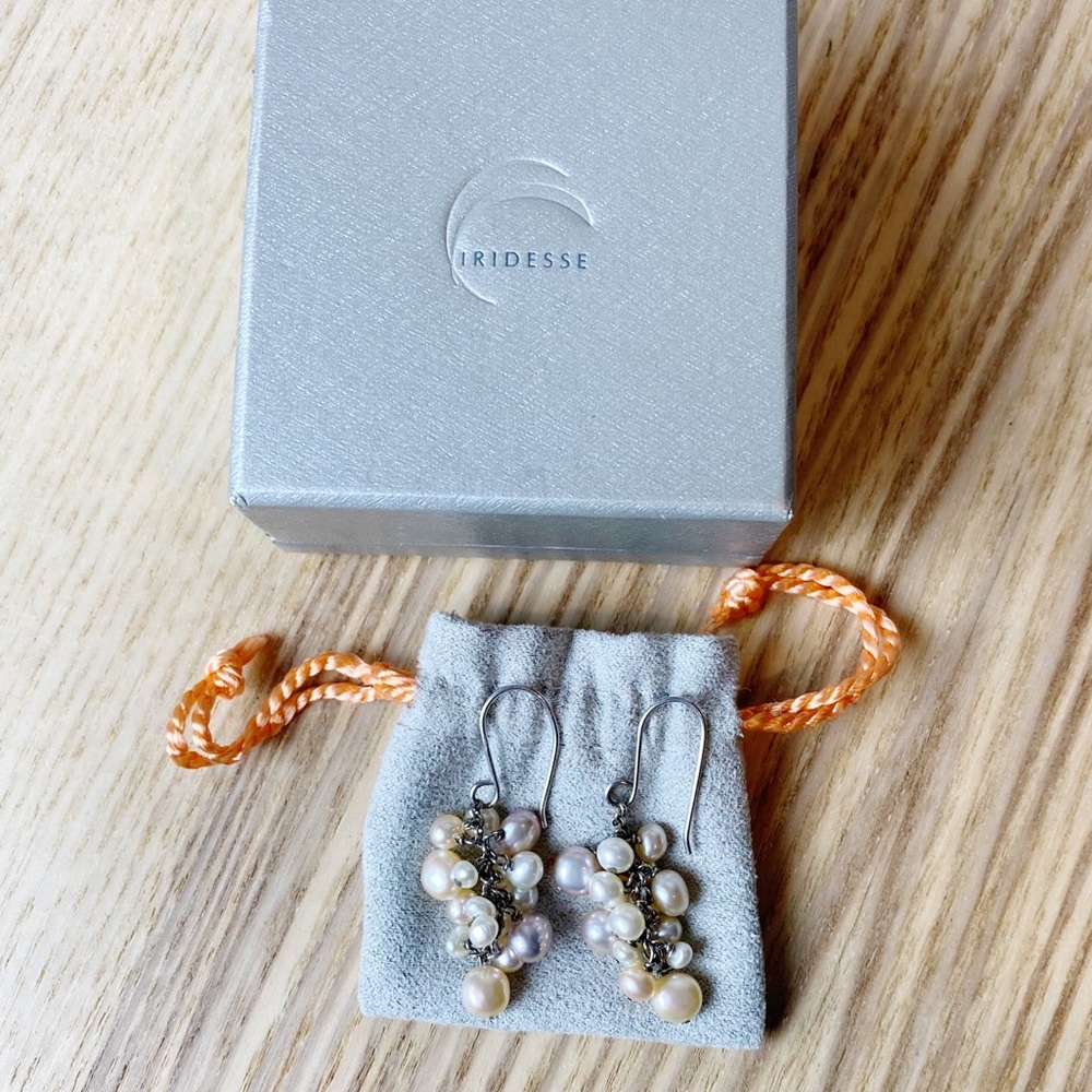 Tiffany & Co. Iridesse Pearl Cluster Dangle Drop Earrings Box & Pouch